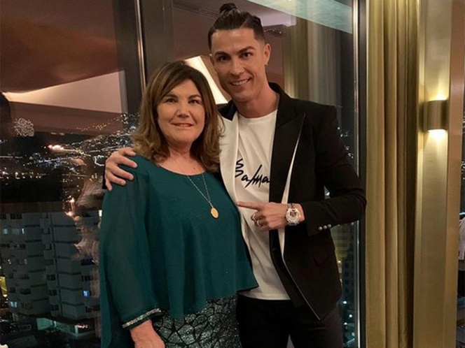 La mamá de Cristiano Ronaldo se encuentra estable