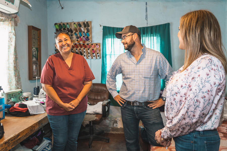 Beneficia Gobierno del Estado con proyecto productivo a familia vulnerable