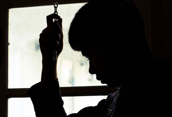 ¿Se suicidó un niño de 10 años en Nogales? ¿Y el alcalde de candidato?