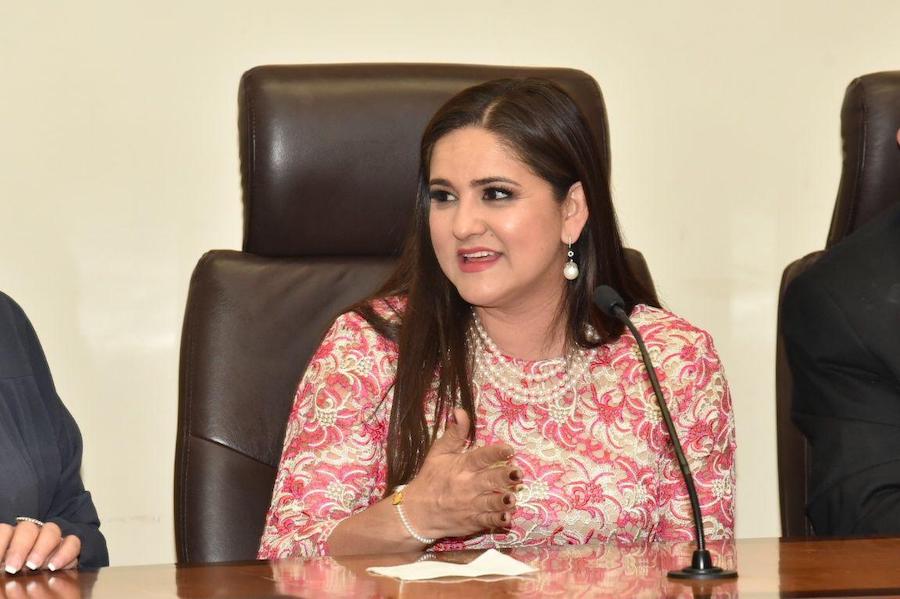 Pongamos el ejemplo a los que no hacen caso al quedarnos en casa: Célida López Pongamos el ejemplo a los que no hacen caso al quedarnos en casa: Célida López