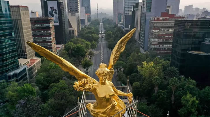 Fitch Ratings recorta la calificación de México, y queda a un escalón de perder grado de inversión