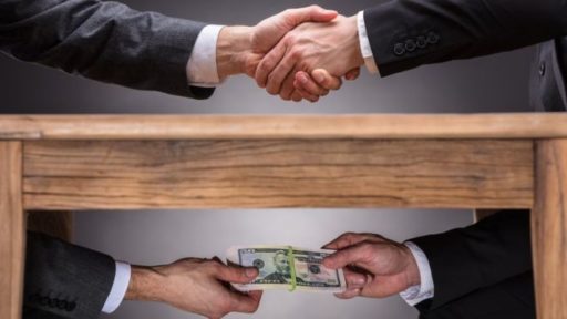 ¿Corrupción en el gobierno? Los agarraron y recularon. Y si no ¿qué?