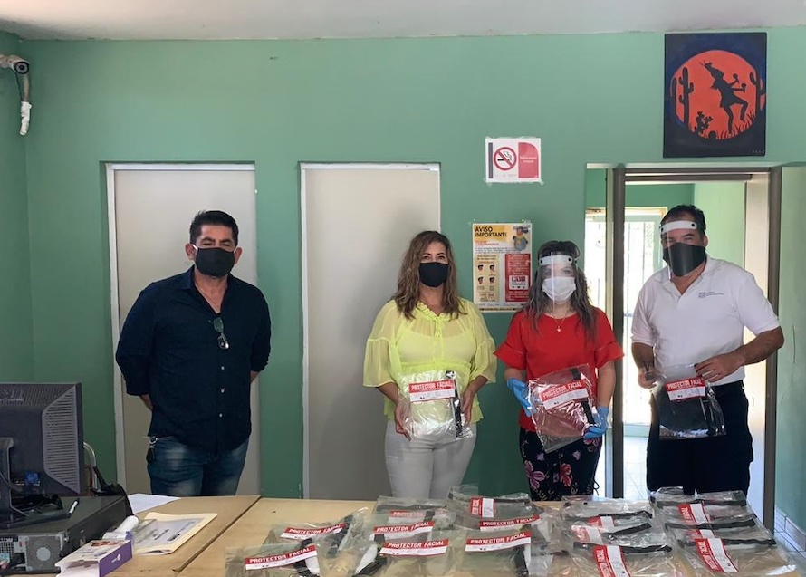 Donan a personal ITAMA Cócorit equipo de protección