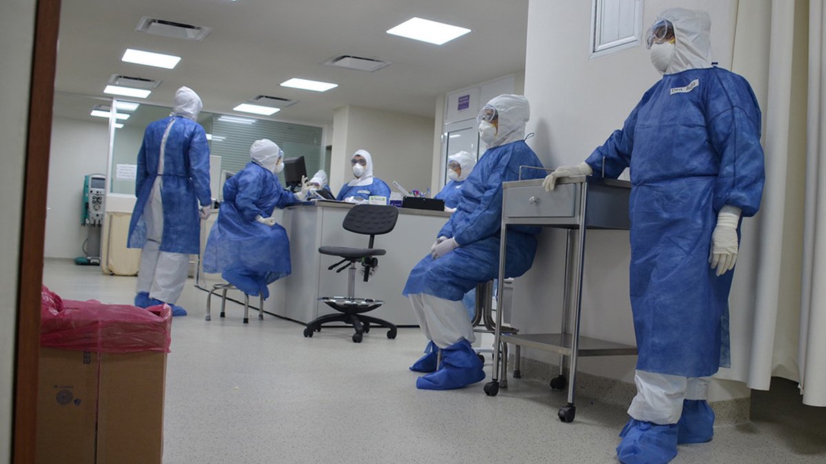 Personal médico que atiende casos de COVID-19 podrá hospedarse en Los Pinos