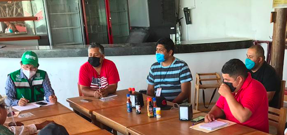 Se reúnen Brigadas de Vida del Gobierno de Hermosillo con comerciantes y visitantes de Bahía de Kino