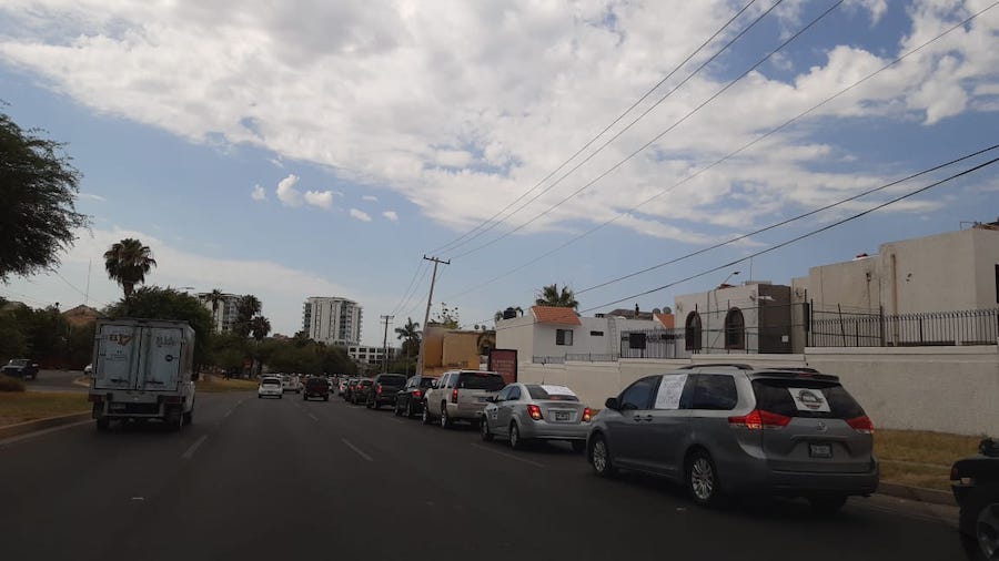 Realizan tercera caravana contra AMLO en Hermosillo