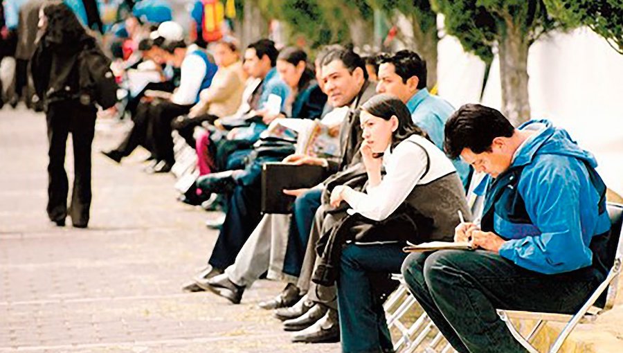 Jovénes, los más afectados por la pandemia; 70% perdieron su empleo