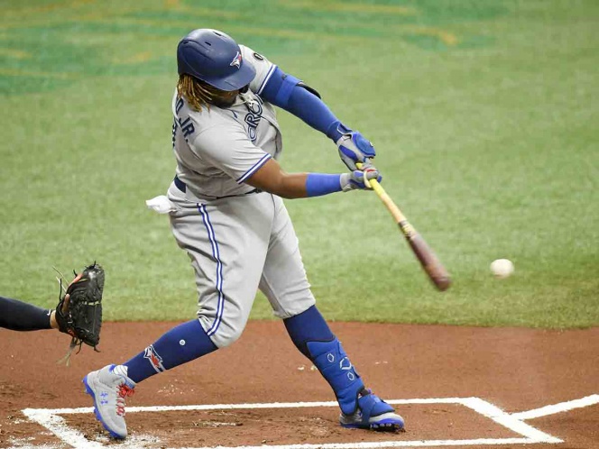 Azulejos hunden a los campeones de la Serie Mundial