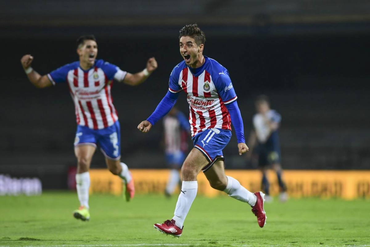 Chivas se lleva el clásico de la Copa por México