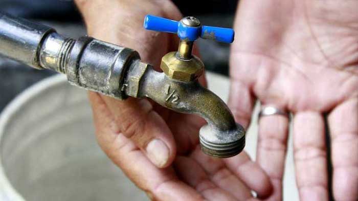 Qué desfachatez de alcaldía de Hermosillo, no hay agua para el sur ¡Ah!