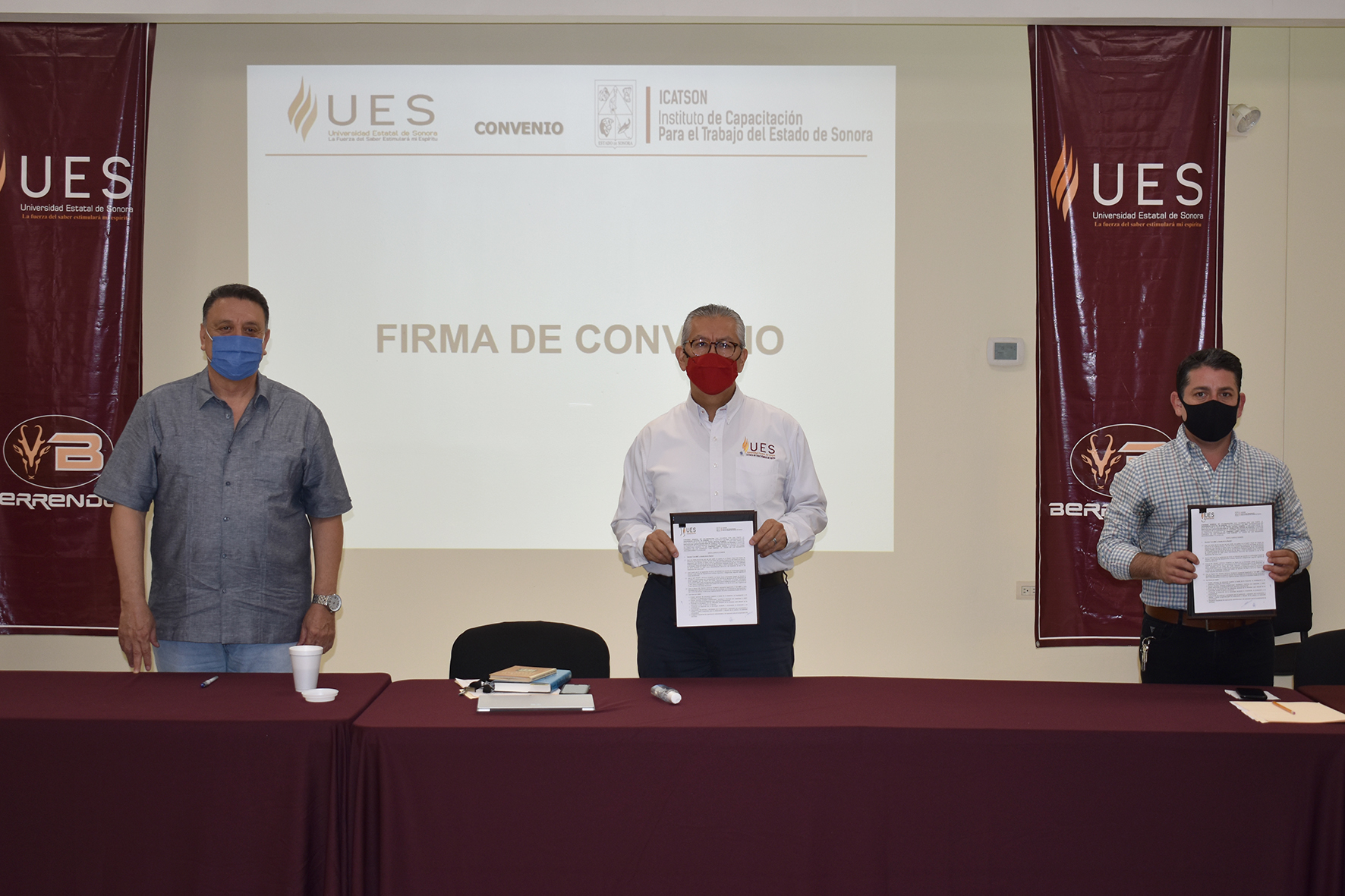 Apoyará Icatson con capacitación y certificación a alumnos, maestros y familiares del personal de la UES Apoyará Icatson con capacitación y certificación a alumnos, maestros y familiares del personal de la UES