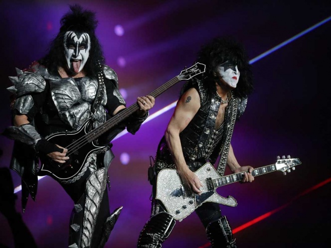 Usa cubrebocas, no hagas caso a teorías conspirativas: Paul Stanley