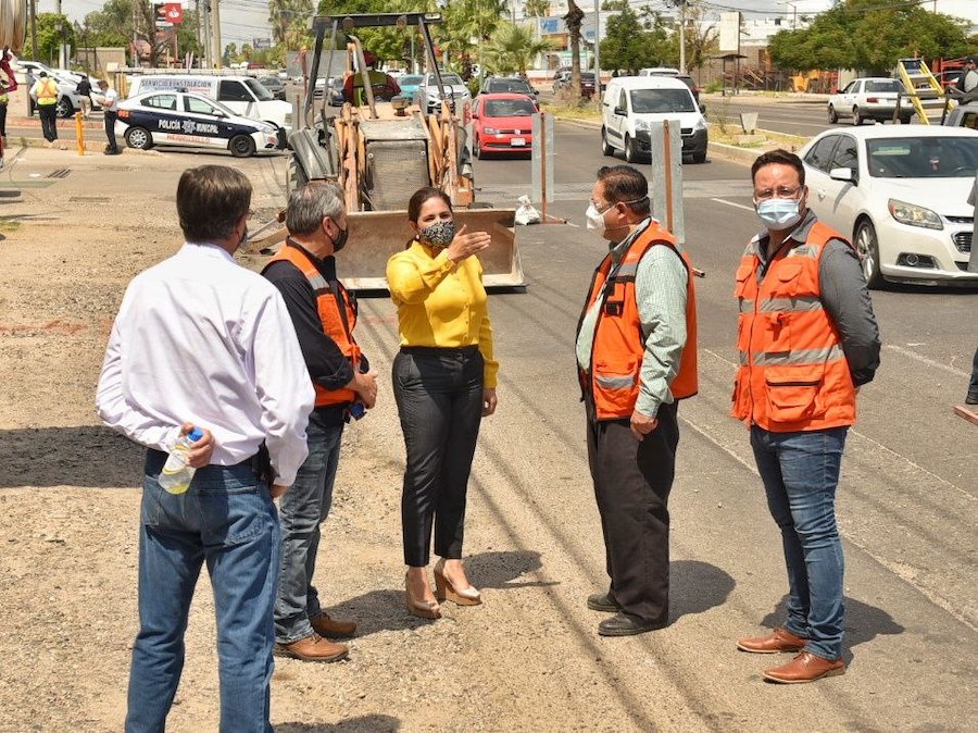 Inicia Celida López obra de concreto hidráulico en bulevar García Morales