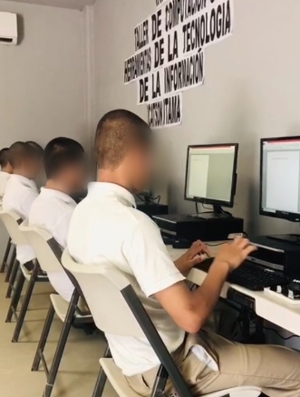 Adolescentes de Itama estudian en línea durante la pandemia