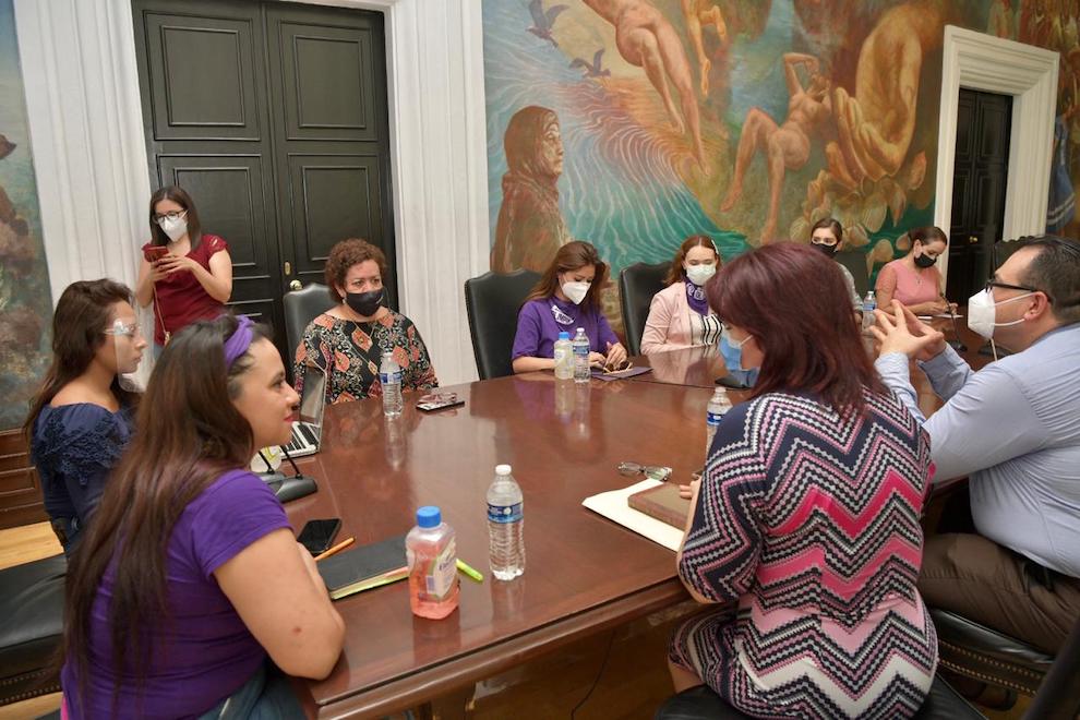 Escuchan Fiscal del Estado y Directora del ISM inquietudes de activistas que promueven la Ley Olimpia