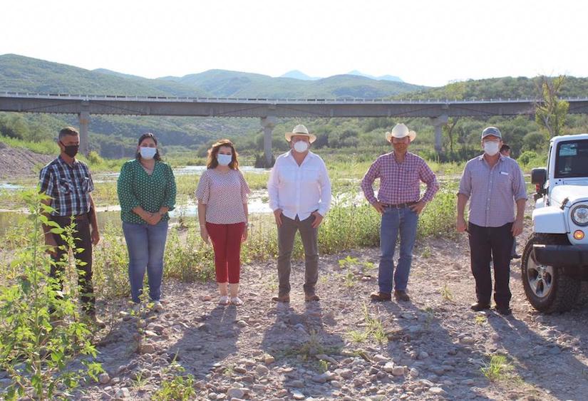 Entrega Sagarhpa estímulos a productores afectados por lluvias