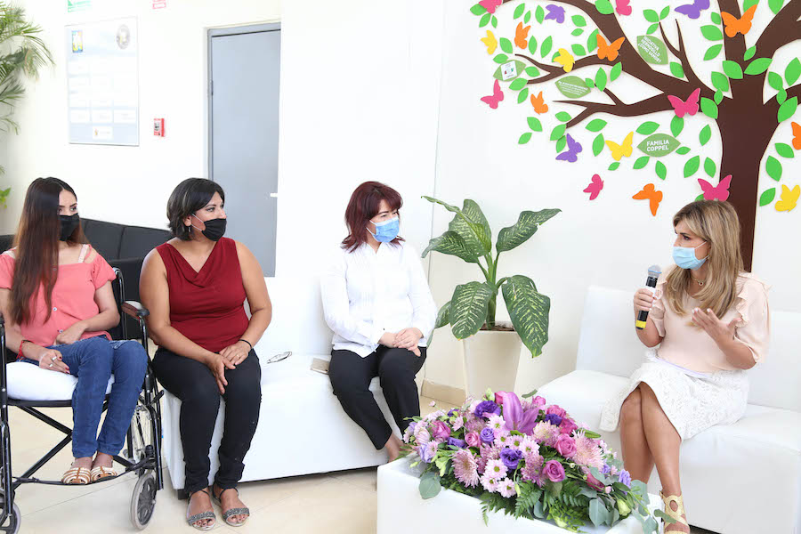 Atestigua Gobernadora resultados del programa Hecho en Casa de la FGJE que empodera a mujeres víctimas de violencia