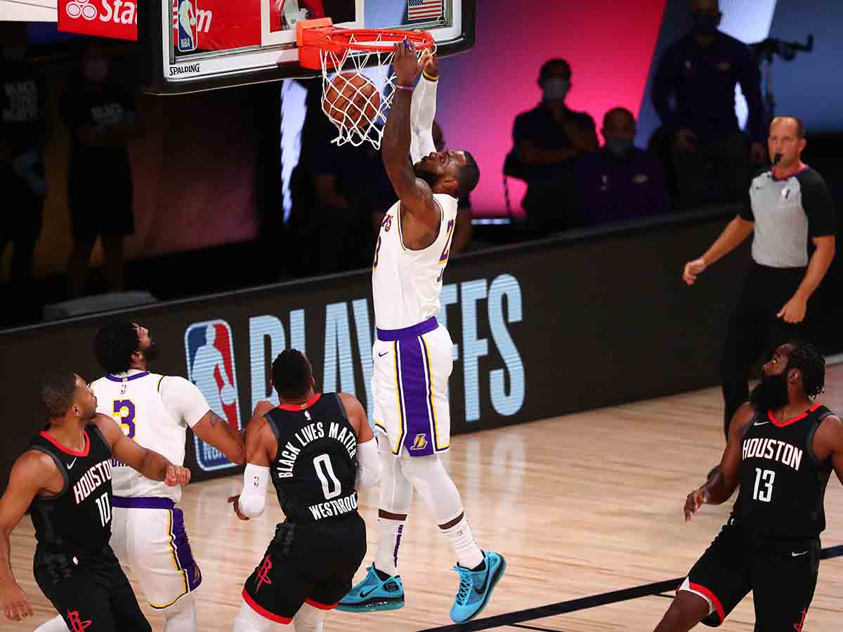 Lakers liquidan a Rockets y van a la final del Oeste