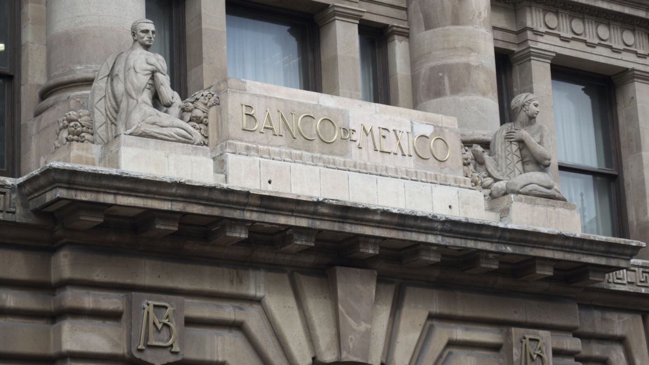 PIB de México en 2020: Mejora pronóstico de expertos a caída de 9.1%, desde 9.44%