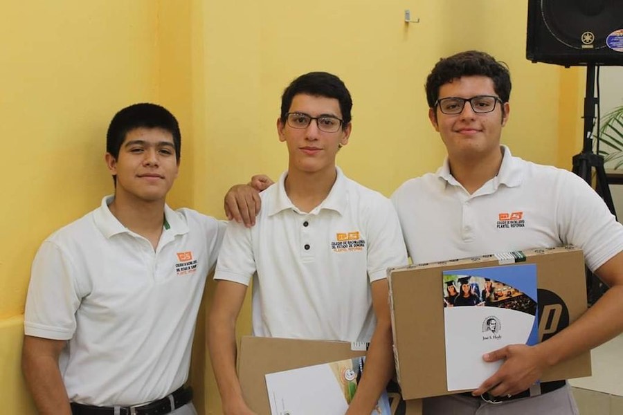 Estudiantes de Cobach dominan el VII Concurso Regional de Matemáticas convocado por Fundación Healy