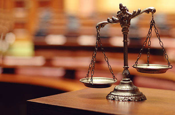La amistad para los amigos, la justicia a secas para los otros