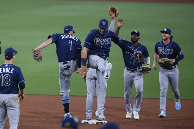Rays se van arriba en serie divisional ante Yanquis