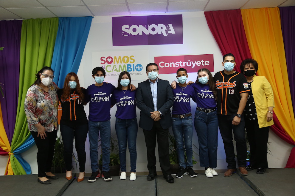 Premian a escuelas sonorenses ganadoras de «Tu y Yo Somos el cambio» Premian a escuelas sonorenses ganadoras de «Tu y Yo Somos el cambio»