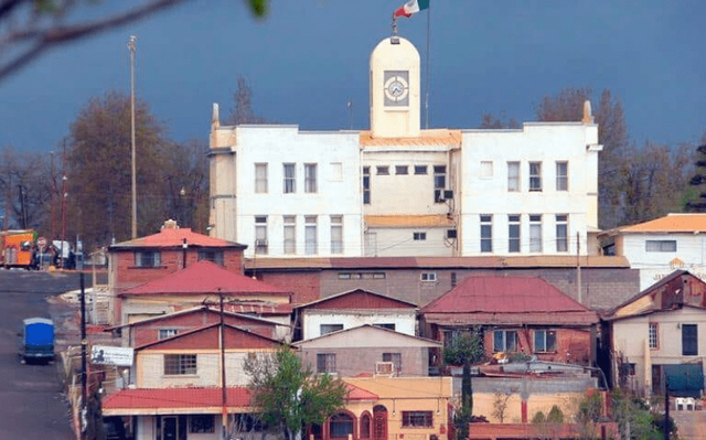 Por brotes de Covid-19, Ayuntamiento de Cananea cierra sus puertas