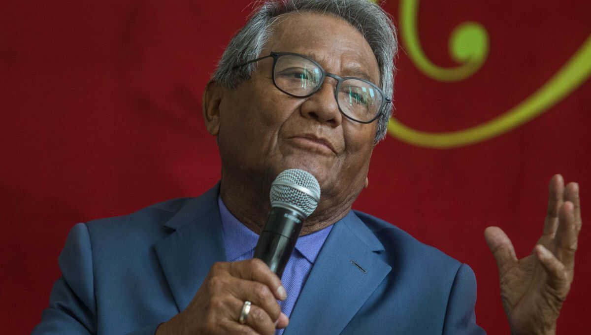 Armando Manzanero fue intubado para restablecer su sistema respiratorio
