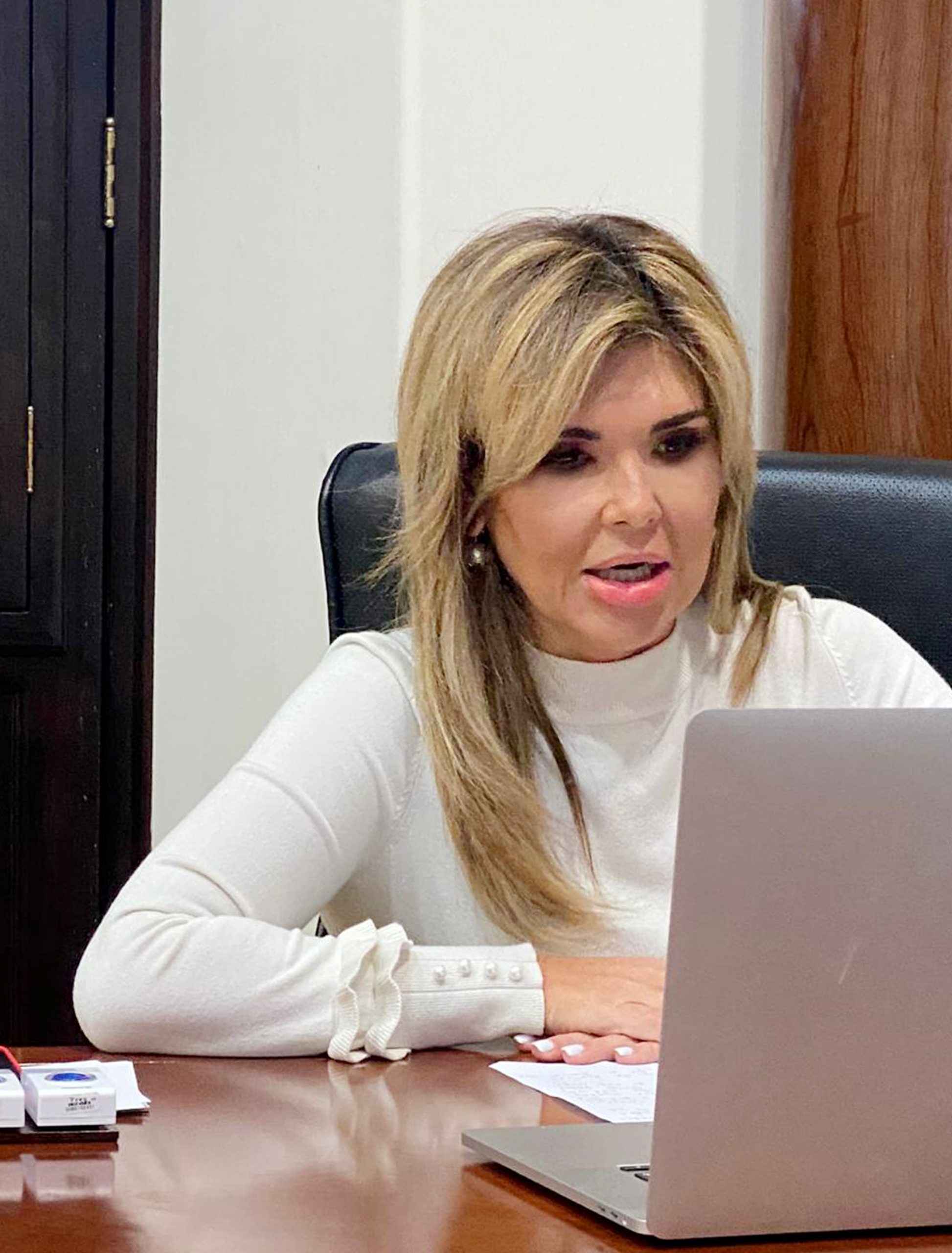 Plantea Gobernadora Pavlovich participación activa de estados en proceso de vacunación contra COVID-19
