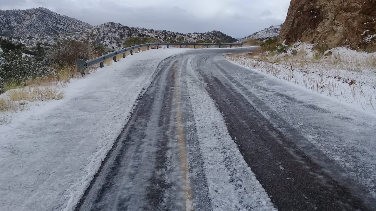 Siguen afectaciones por caída de nieve en regiones del norte del estado
