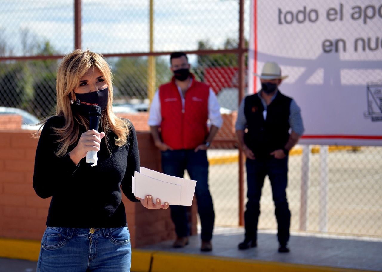 Supervisa Gobernadora obras, vivienda y entrega becas y apoyos sociales en La Colorada y Soyopa Supervisa Gobernadora obras, vivienda y entrega becas y apoyos sociales en La Colorada y Soyopa