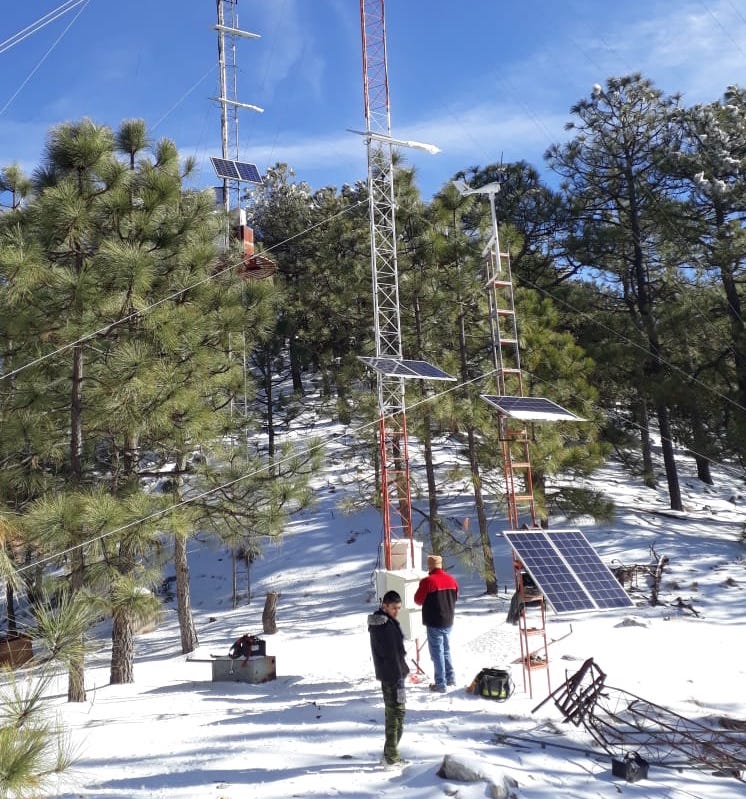 Refuerza Telefonía Rural trabajo de conectividad