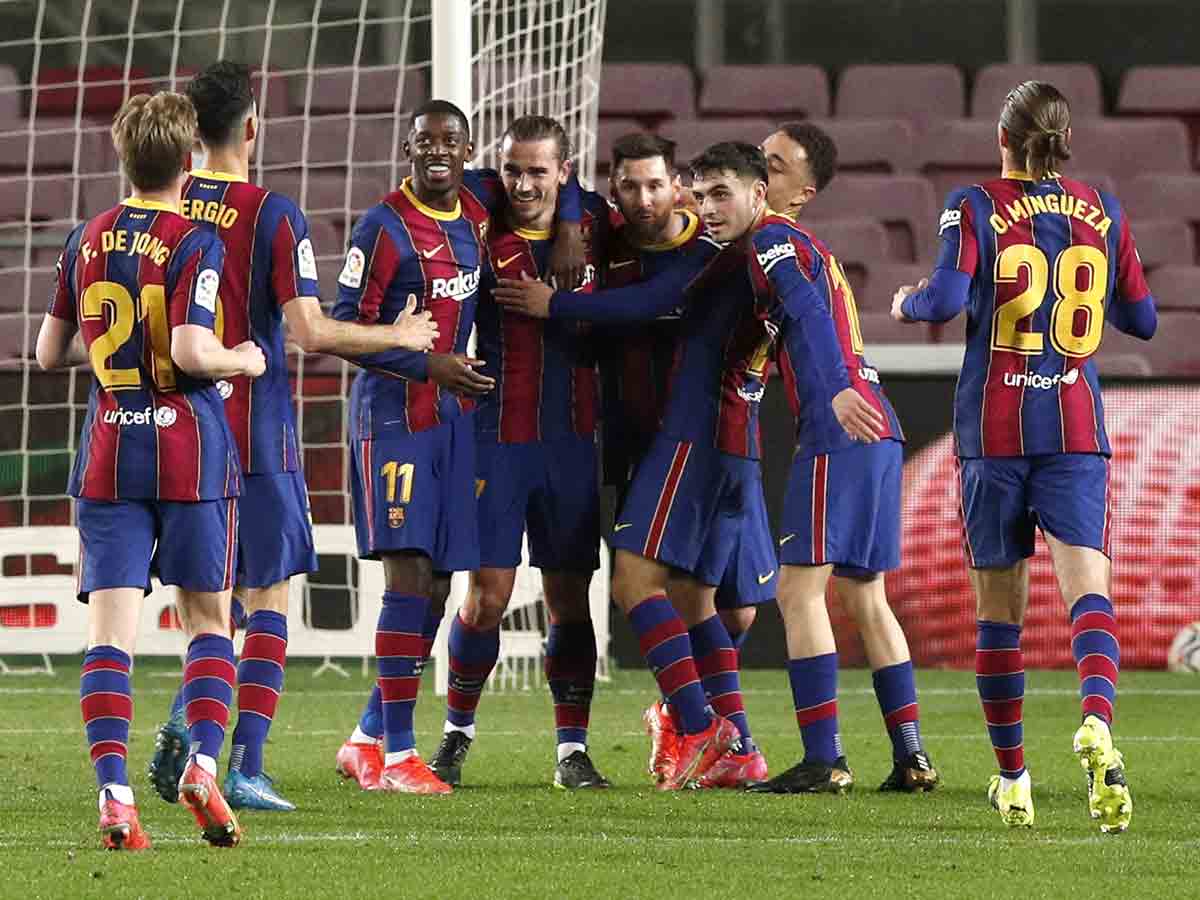 Barcelona acecha al Atlético en la cima de LaLiga