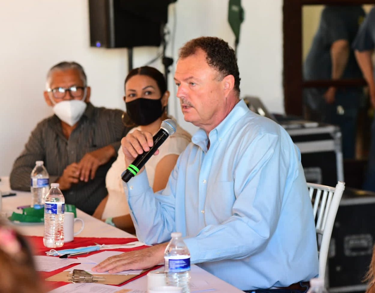 Pondrá en marcha el “Borrego” Gándara camiones exclusivos para mujeres