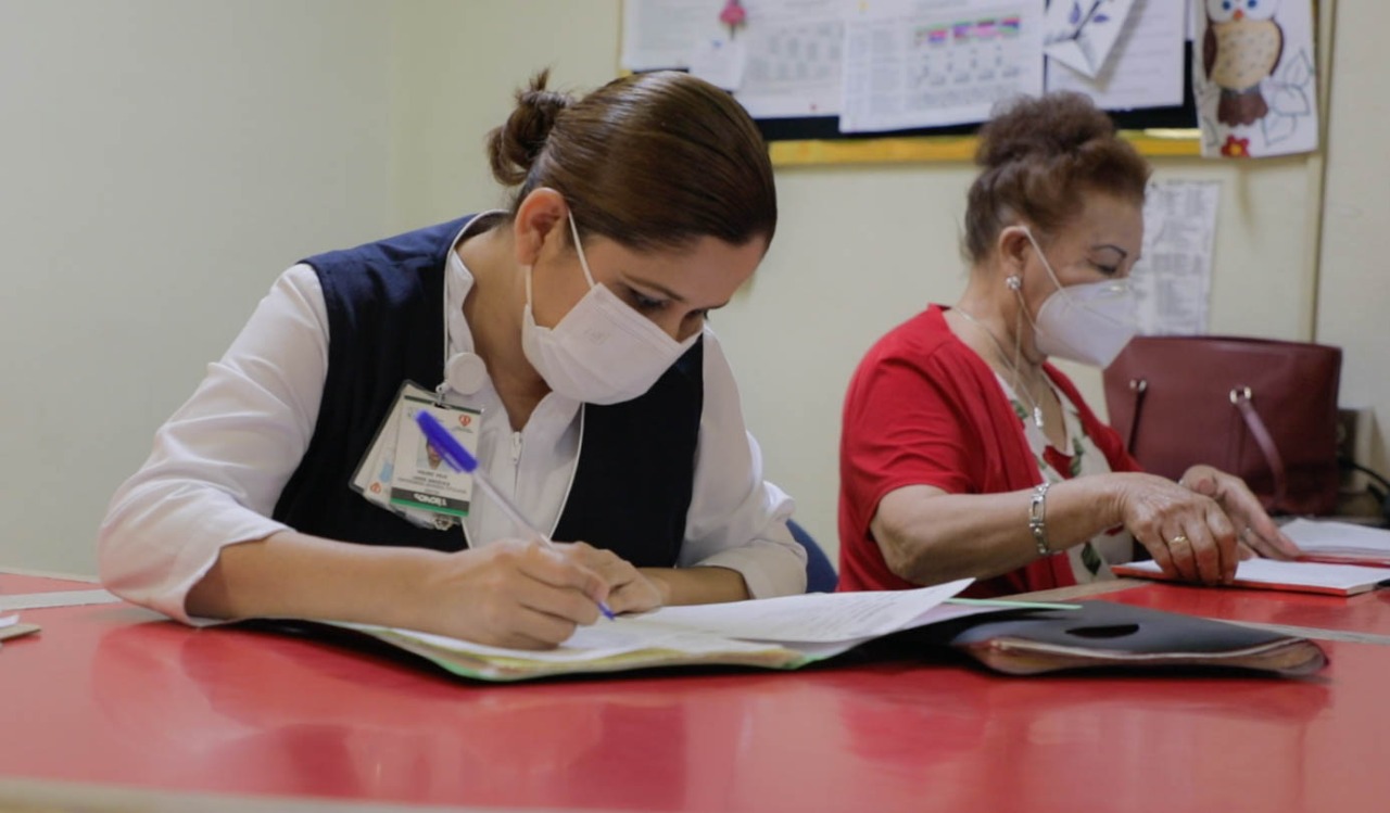 Desde pequeña sentí la vocación de servicio: Enfermera HIES