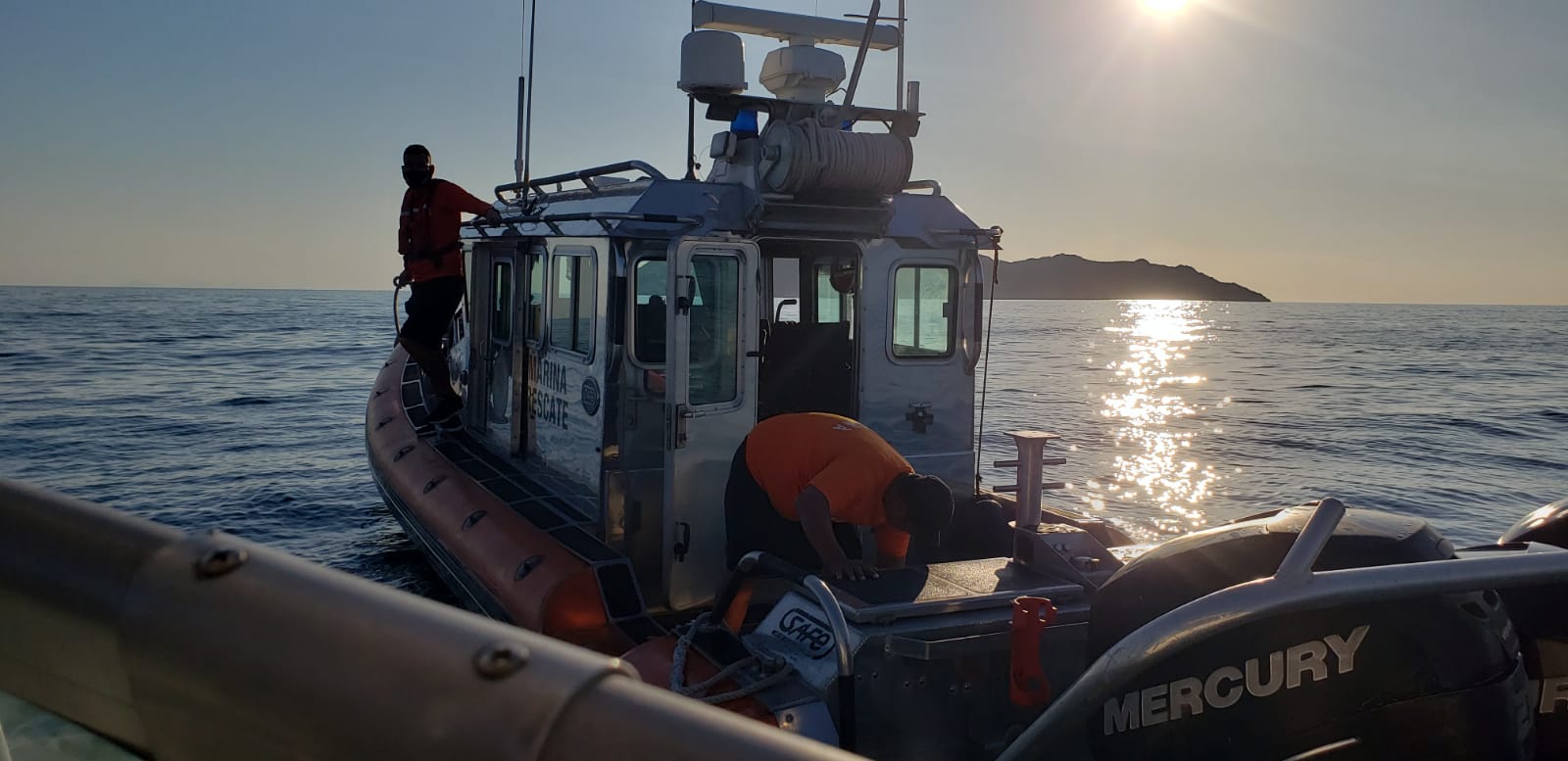 Rescatan a náufragos en Guaymas con apoyo de chat MAS WhatsApp de SSP Sonora Rescatan a náufragos en Guaymas con apoyo de chat MAS WhatsApp de SSP Sonora