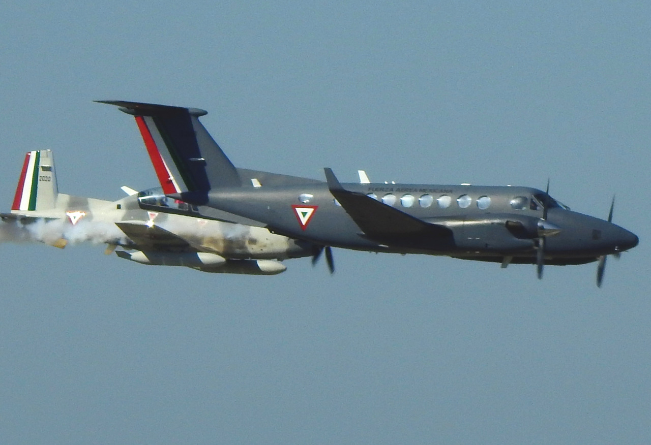 Utilizarán avión tipo “Beechcraft  King Air”, para bombardeo de nubes