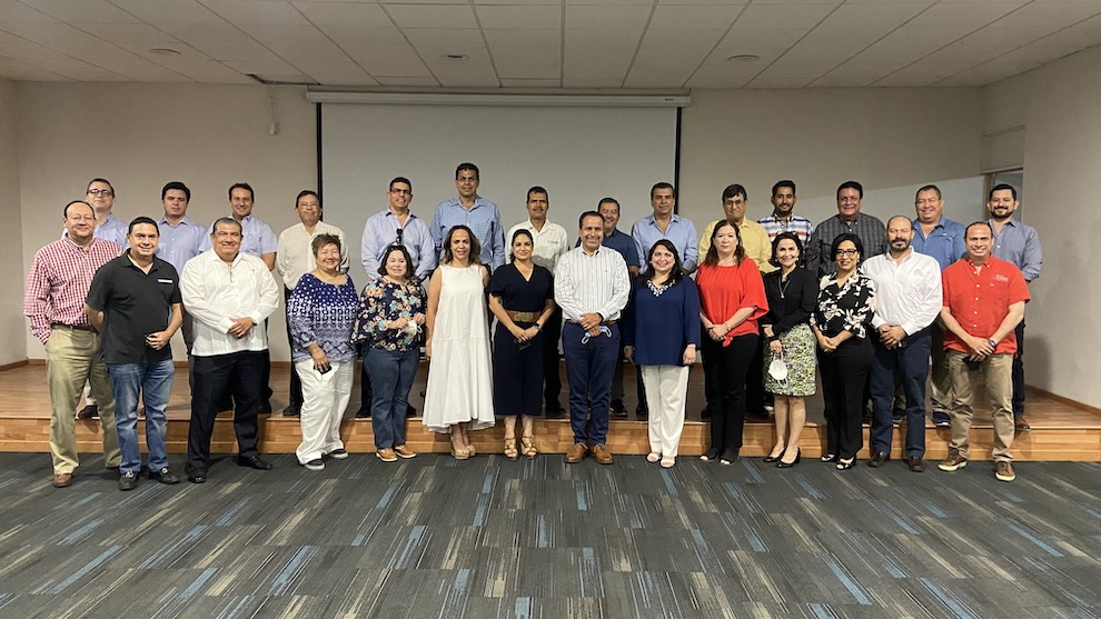 Inicia Antonio Astiazarán ruta para atraer más inversión