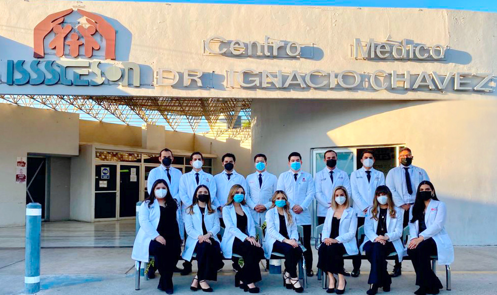 Culminan egresados de medicina su internado de pregrado en Isssteson