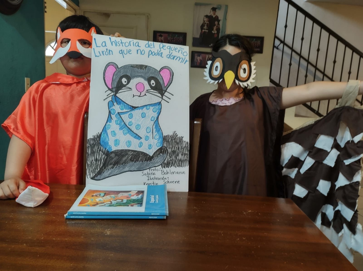 Alumnos recrean personajes de su libro favorito