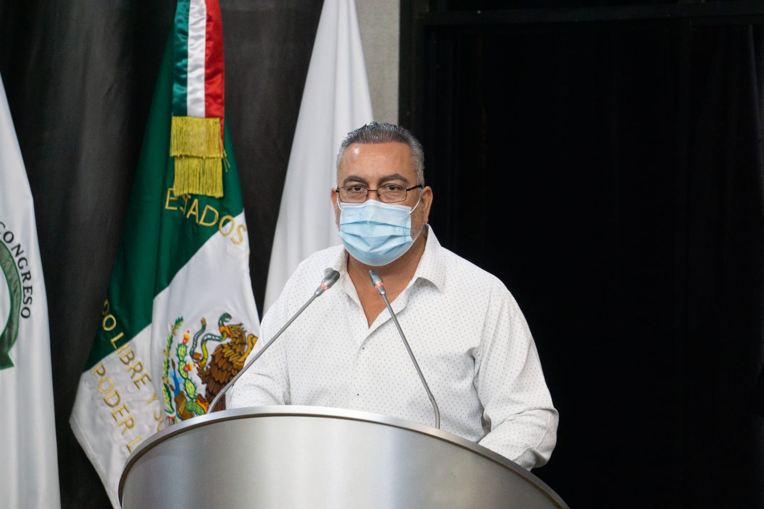 El regreso a clases presenciales incrementará riesgos de contagio: diputado Montes Piña