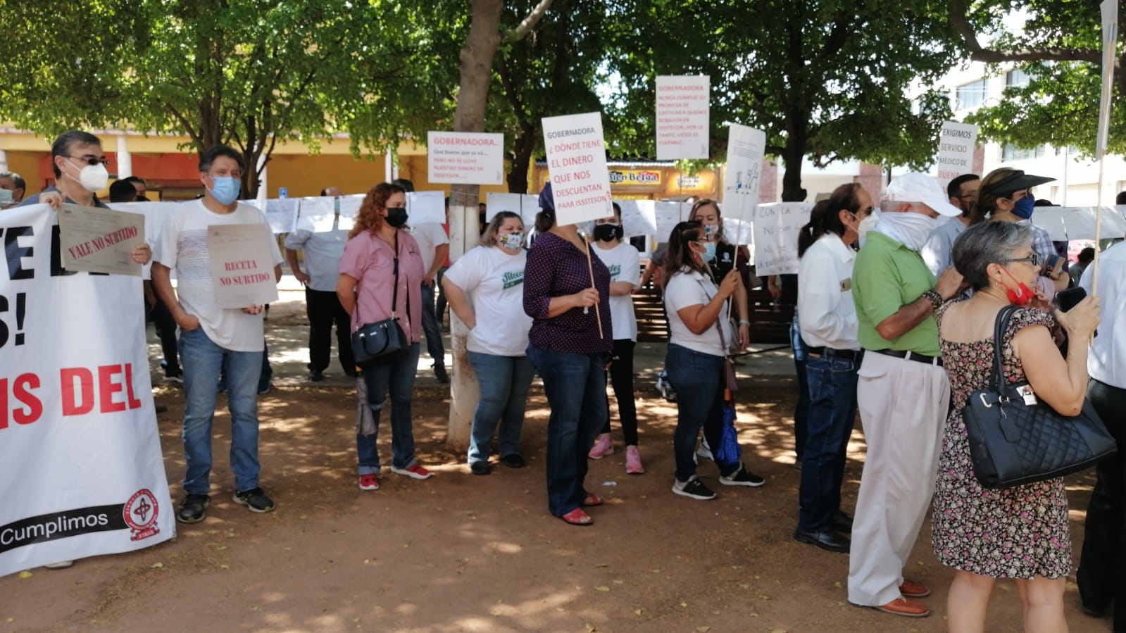 Sindicatos exigen medicamentos en el Isssteson