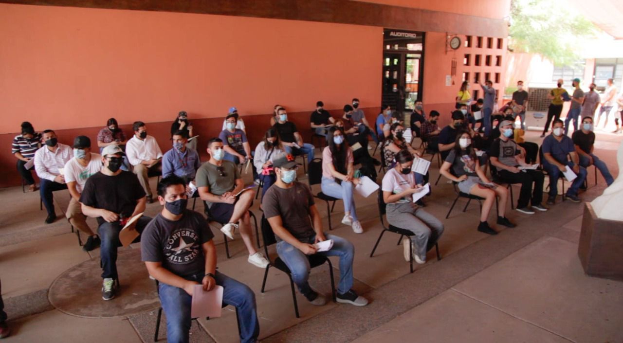 Reconoce Gobernadora respuesta de jóvenes a la vacunación COVID-19 y pide seguir con protocolos de cuidado Reconoce Gobernadora respuesta de jóvenes a la vacunación COVID-19 y pide seguir con protocolos de cuidado