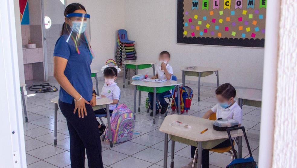 Tres mil Escuelas Públicas regresan a clases presenciales en Sonora