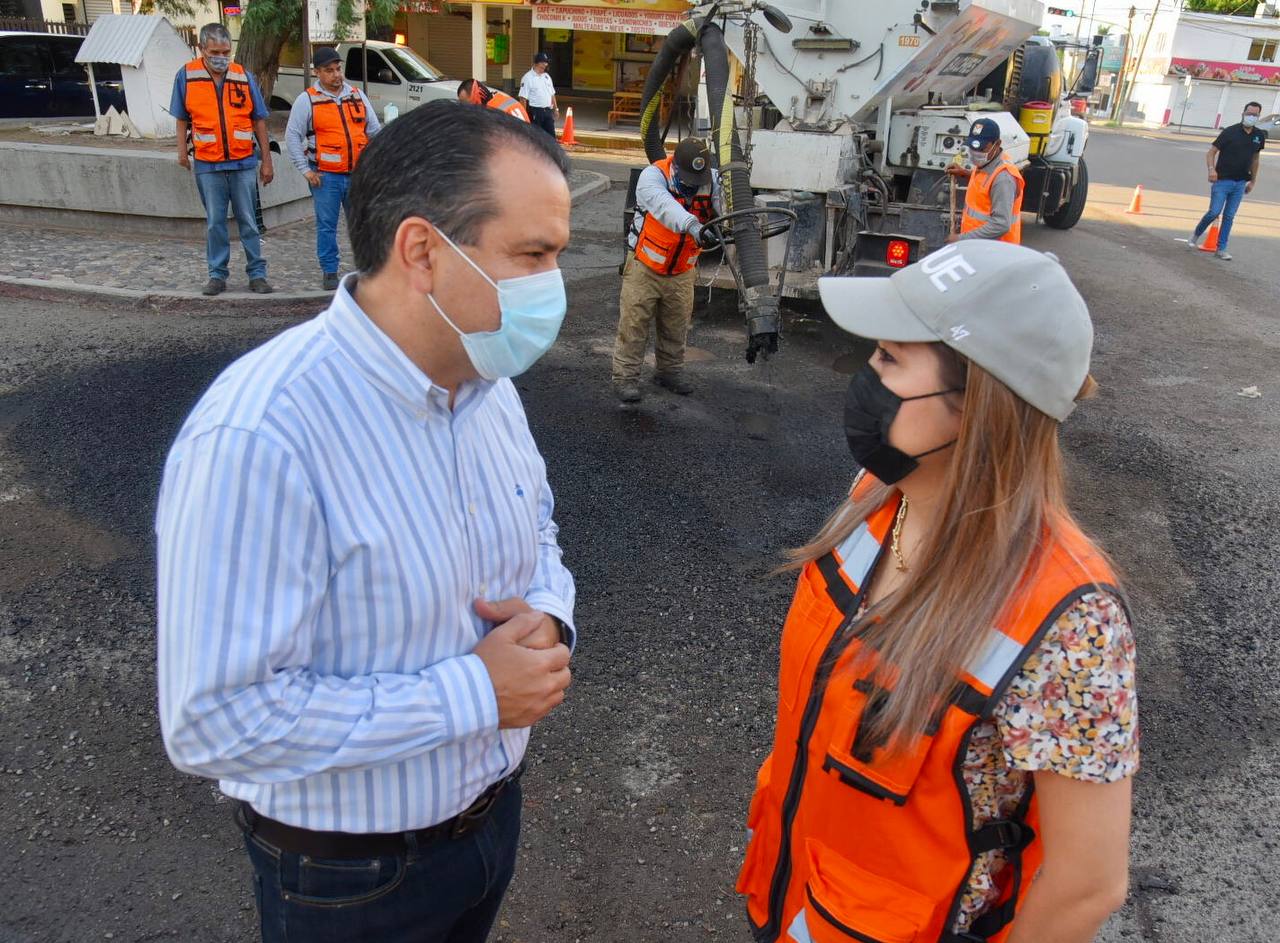 Avanza reparación de calles de Hermosillo: Toño Astiazarán
