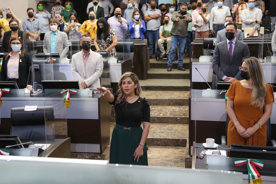 Brenda Córdova rinde protesta como diputada de la bancada del PVE