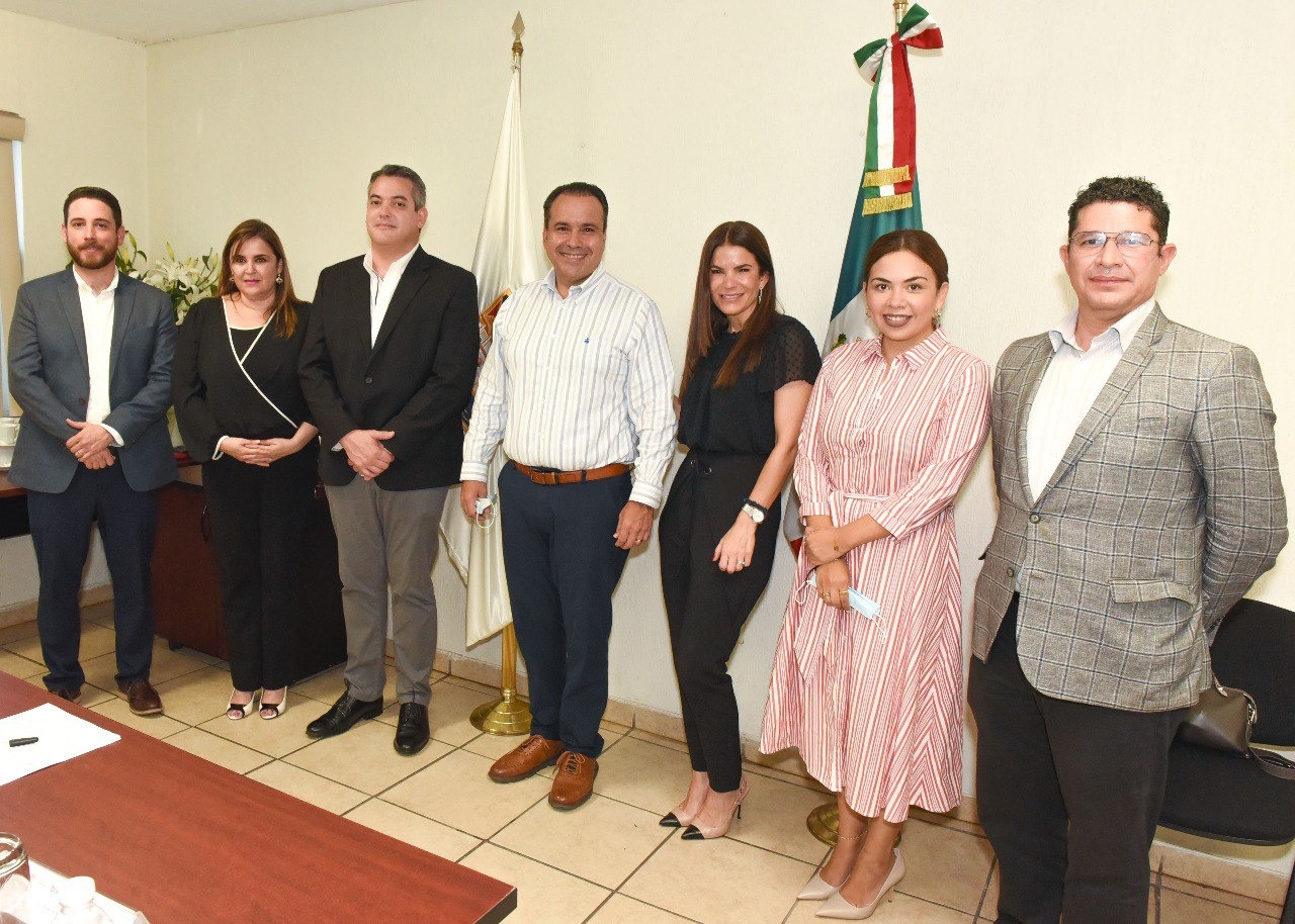 Instala Toño Astiazarán Junta de Gobierno de DIF Hermosillo