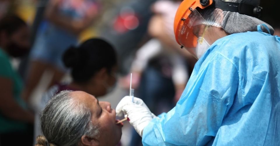 Salud suma 9 mil casos nuevos de COVID