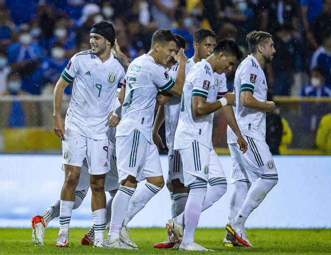 México se lleva tres puntos del Cuscatlán y sigue líder